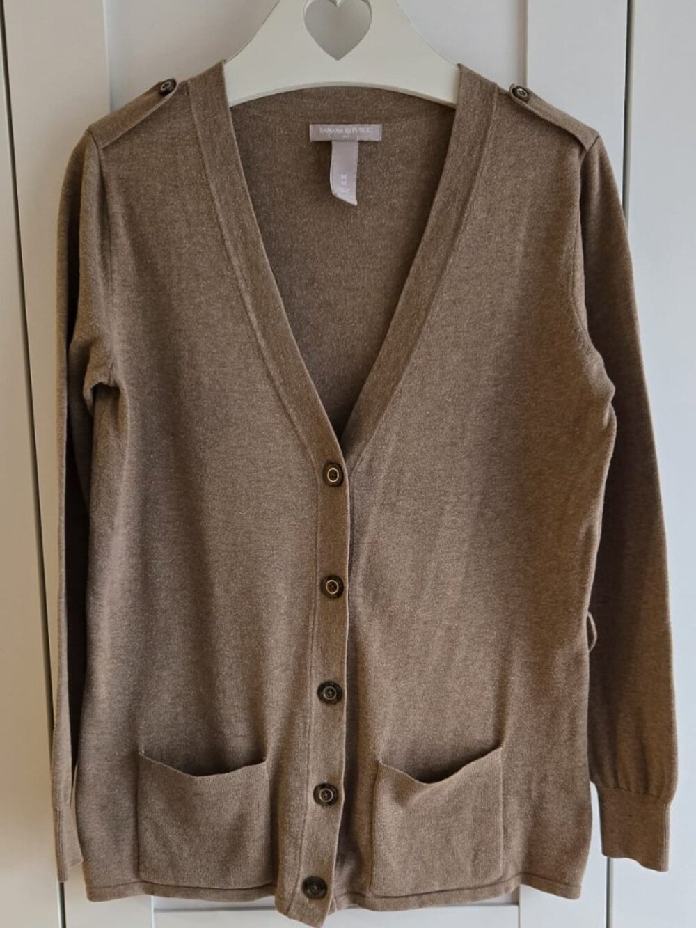 100% Cotton Banana Republic Taupe Cardigan Size M PTP20 - Picture 2 of 11